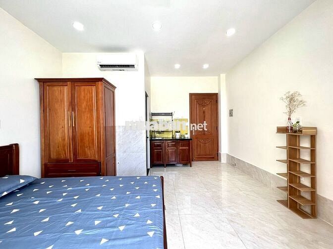 PHÒNG BAN CÔNG ĐẦY ĐỦ TIỆN NGHI Ô TÔ TẬN NHÀ