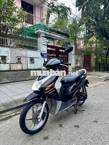 Honda Click 6tr800 ***