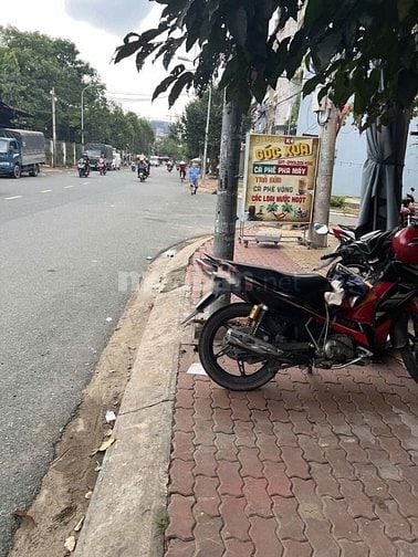 Cho thuê nhà mặt tiền Lê Bôi , P.7, Q.8 giá 12tr