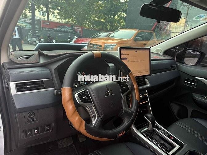 Xpander Cross 2025 - xe mới