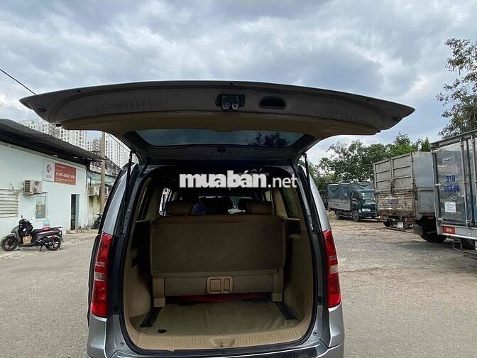 Hyundai Grand Starex 2013- 177000 km  9 chỗ dầu