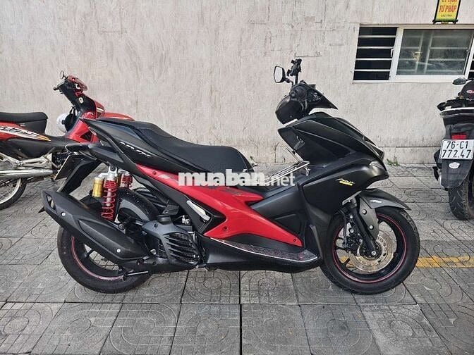 Nvx 155 yamaha xe còn mới ok ae cần liên hệ e