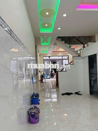 🧣Cần Bán Gấp nhà 1trệt 3lầu 5pn 5wc 1bếp Sổ Hoàn công