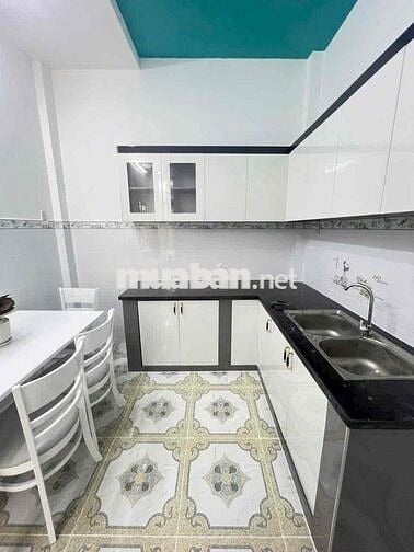 🟢Chủ gửi  Nhà ngay ngã tư ga . 100m . Hà huy giáp. Q12 DT: 3.2m x 12m