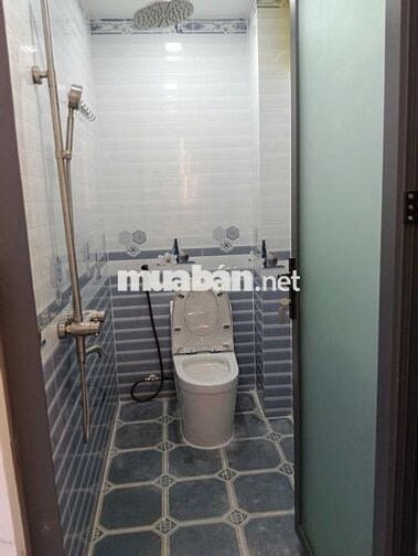 Nhà mặt tiền Q12 đường lớn 1trệt 2 lầu 4 phòng ngủ 3Wc nhà mới 100%