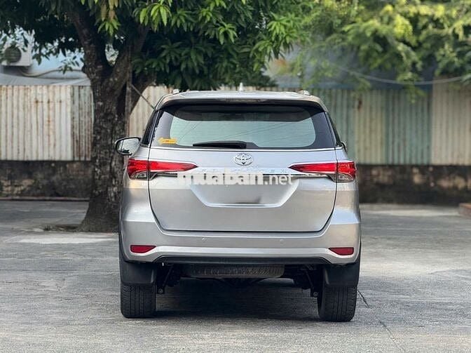 Toyota Fortuner 2018 Xăng Tự động Bạc