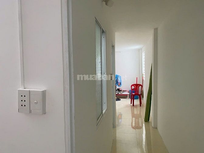 BÁN NHÀ 2 TẦNG – TRỤC ĐƯỜNG 5M5 THÔNG THẲNG