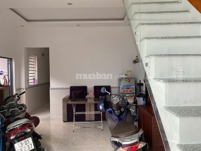 BÁN NHÀ 2 TẦNG – TRỤC ĐƯỜNG 5M5 THÔNG THẲNG