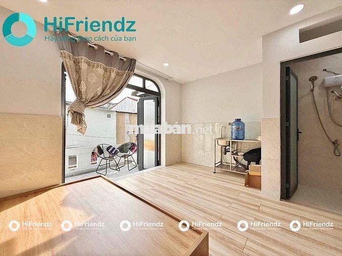 CĂN HỘ BAN CÔNG SẴN NỘI THẤT NGAY TÊN LỬA