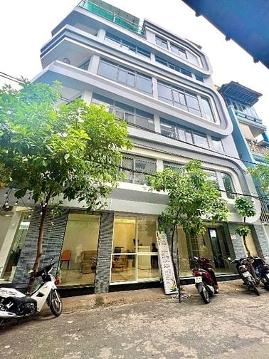 🌈 NHÀ 5LẦU MT NI SƯ QUỲNH LIÊN , P10 , QUẬN - TB