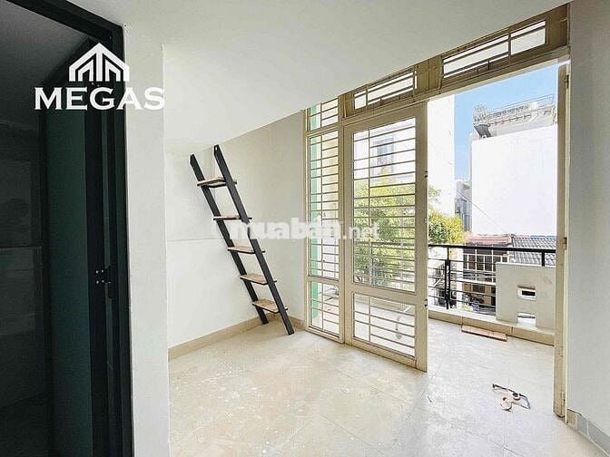 KHAI TRƯƠNG DUPLEX BAN CÔNG MỚI KENG 100% NẰM SÁT BÊN QUẬN 1