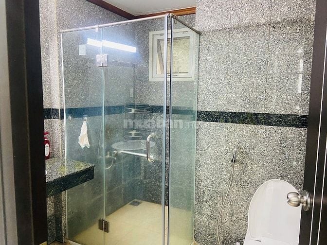 Cho thuê căn duplex Giai Việt 6PN, giá 22triệu, nhà đẹp full nội thất