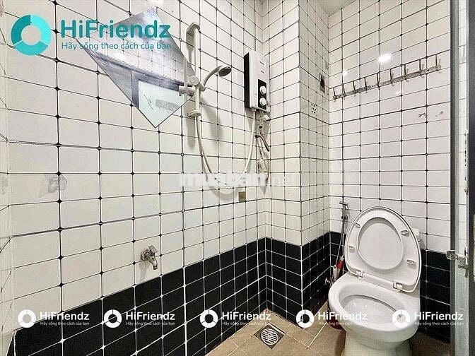 Căn Hộ Studio- 25m2 - Ban Công- Full Nội Thất - Khu k300-Thang Máy