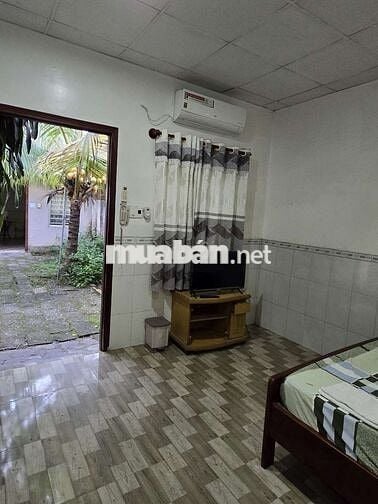 Cho thuê nhà nghỉ phường Định Hòa. 24 phòng. Giá 30tr/ tháng