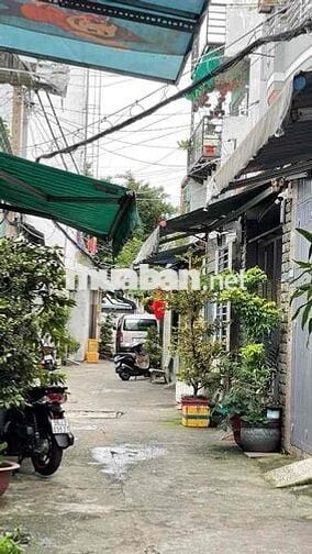 Hot, Bán gấp nhà riêng Phú Thọ Hòa, Tân Phú, 40m2, 2T,hẻm xe hơi thông