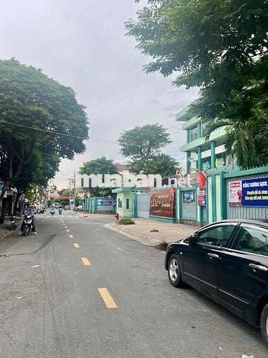 Hot, Bán gấp nhà riêng Phú Thọ Hòa, Tân Phú, 40m2, 2T,hẻm xe hơi thông