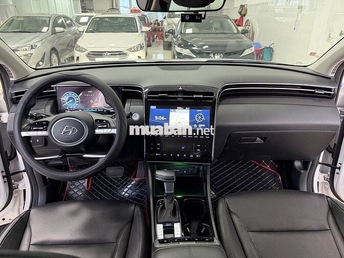 Hyundai Tucson 2022 2.0 AT Đặc biệt - 18000 km