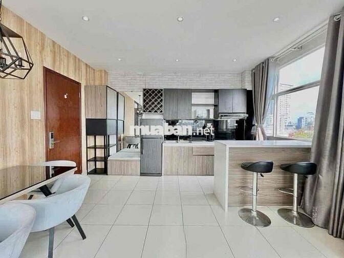 🔥Cho thuê căn hộ full kính Vòng Cung 🔥View Bờ Kè, 1PN - Ban công❤️