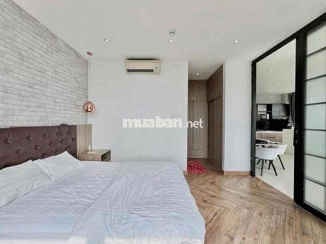 🔥Cho thuê căn hộ full kính Vòng Cung 🔥View Bờ Kè, 1PN - Ban công❤️