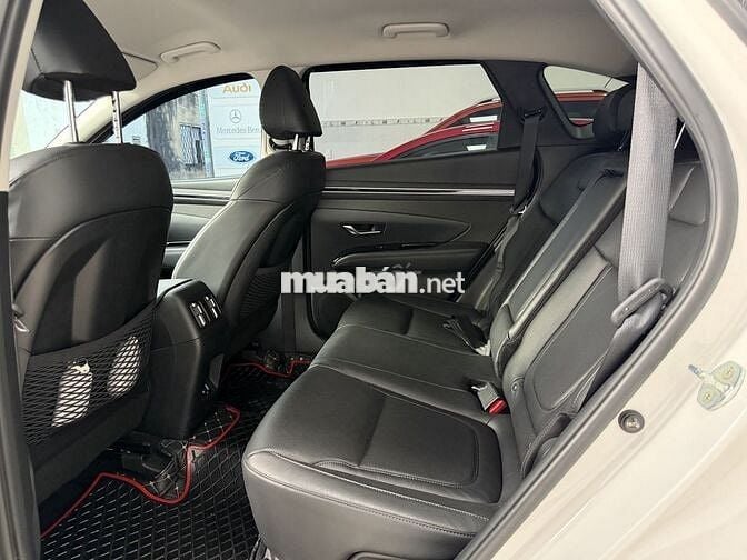 Hyundai Tucson 2022 2.0 AT Đặc biệt - 18000 km