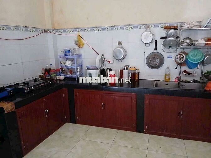 Bán nhà 200m2 3pn 2wc sau lưng căn nhà mặt tiền Lý Thường Kiệt shr