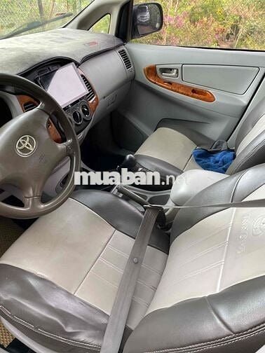 Toyota Innova 2008 V - 123000 km