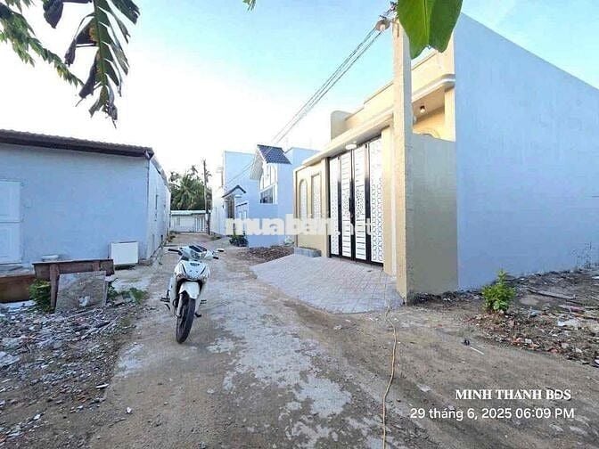 Nhà 2pn mới sẵn nội thất hẻm lt 7-8-9