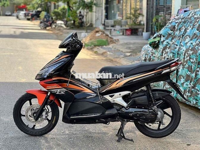 Honda Air Blade Đen cam