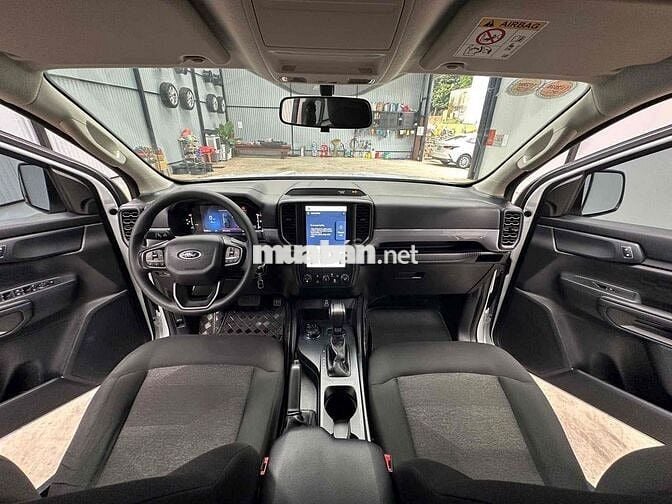 Ford Ranger 2023 XLS AT 2 cầu