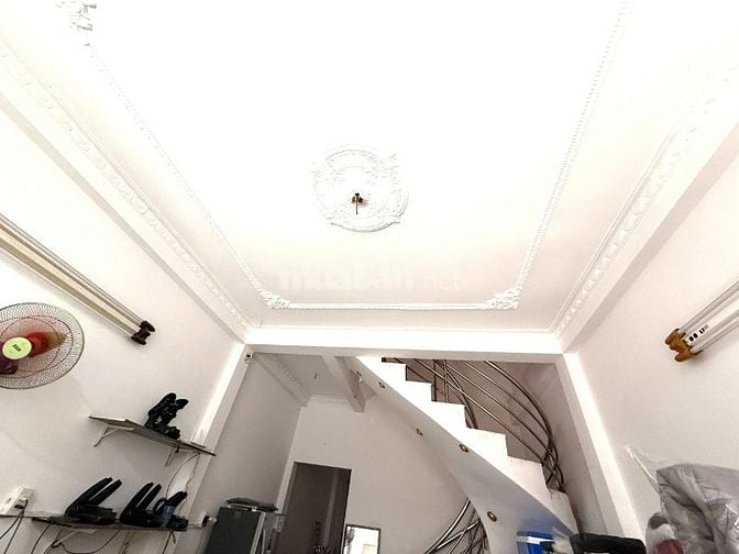 🔵 Cho thuê Phòng 154/ Âu Dương Lân P3Q8. (25m2) ôtô đỗ cửa, từ 2tr/ph