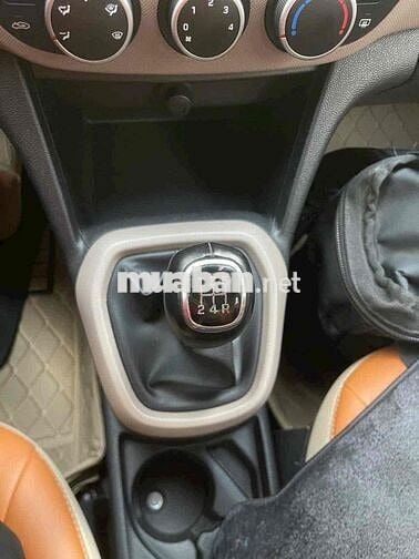 Hyundai i10 sedan 2017 số sàn bản đủ 26.000km