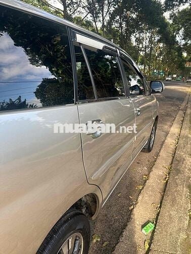 gd cần bán Toyota Innova 2015 E