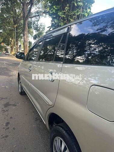 gd cần bán Toyota Innova 2015 E