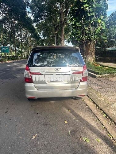 gd cần bán Toyota Innova 2015 E