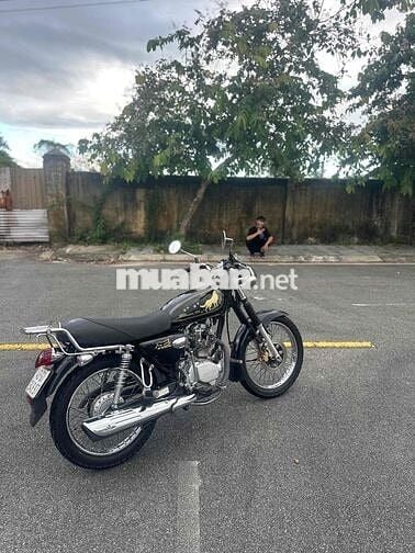 Xe máy Husky màu Đen