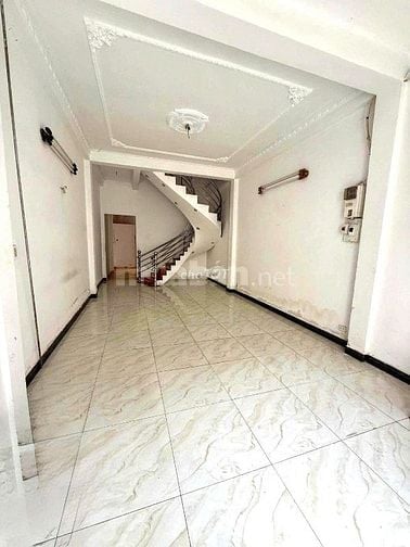 🔵 Cho thuê Phòng 154/ Âu Dương Lân P3Q8. (25m2) ôtô đỗ cửa, từ 2tr/ph