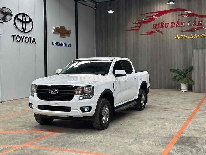 Ford Ranger 2023 XLS AT 2 cầu