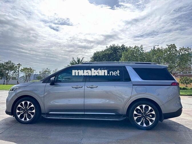 Kia Carnival 2022 Signature 2.2D - 58000 km