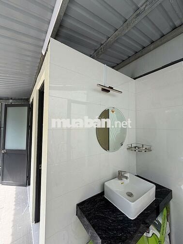 CHO THUÊ NHÀ NGUYÊN CĂN DT 100M2