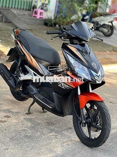 Honda Air Blade Đen cam