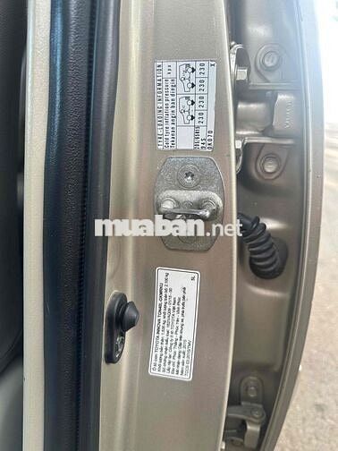 gd cần bán Toyota Innova 2015 E