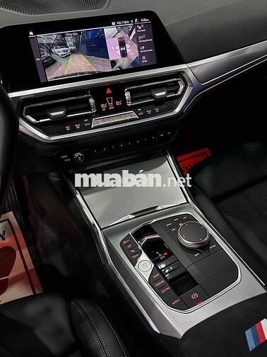 BMW 3 Series 2023 320i M Sport - 42000 km