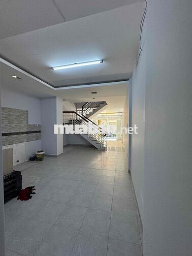 Nhà Bán Khu Víp .Cao Lổ .DT 4x15m75. 2 lầu sân thượng .5 phòng.3 wc