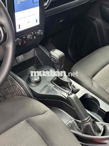 Ford Ranger 2023 XLS AT 2 cầu