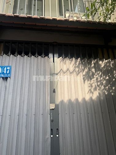 Nhaà nhỏ cần bán 3  x 5 giá 1.7 tỷ có Thương Lượng,