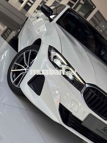 BMW 3 Series 2023 320i Sport Line