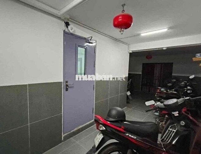 cho thuê phòng tại toà nhà cccmn lô góc thoáng mát, đạt PCCC