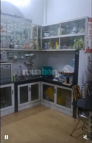 Nhà mặt tiền Vị Trí Cực Đẹp , tiện kinh doanh mua bán, sát Võ Văn Kiệt