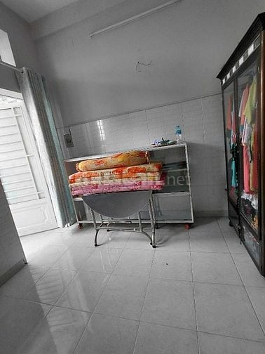 Nhà mặt tiền Vị Trí Cực Đẹp , tiện kinh doanh mua bán, sát Võ Văn Kiệt