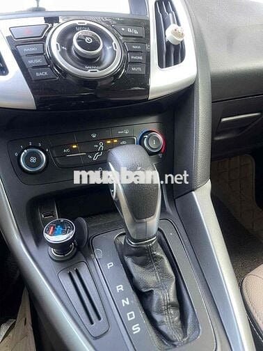 Ford Focus 2018 Trend 5 cửa 46.000km